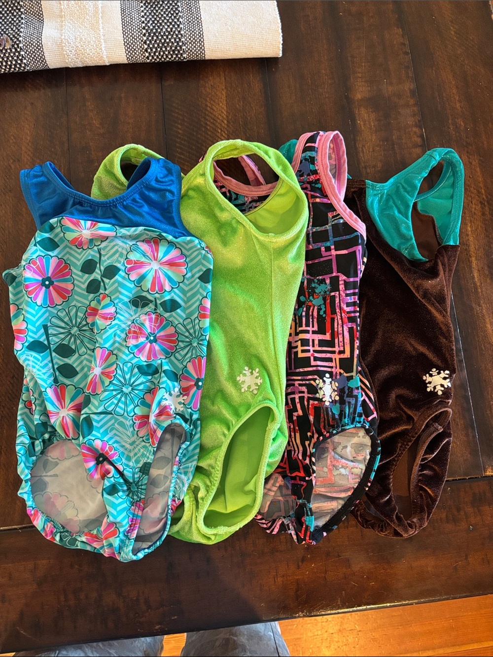 Girls' Snowflake Gymnastics Green Floral and Leotard Set
